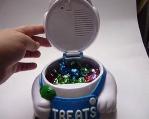 BOITE A BISCUITS QUI CHANTE