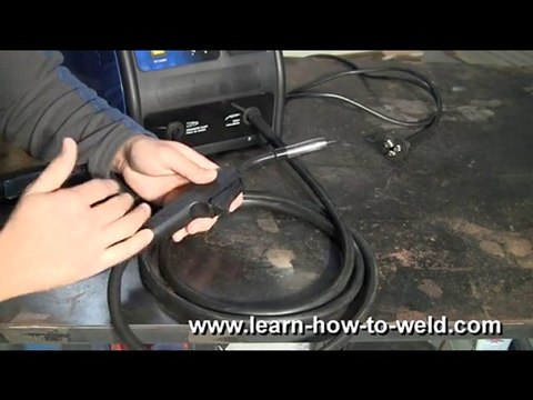 Gasless Mig Welder, Part 1. Mig welding and gasless mig ...