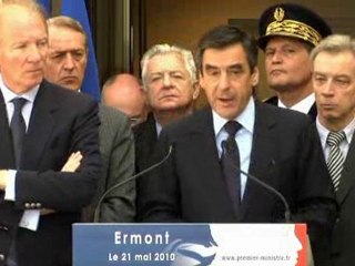 Fillon hommage à Aurélie Fouquet