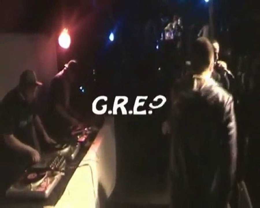 Teaser live "tous à l'usine" -Street bench
