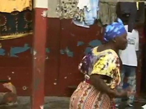 Living In Emergency: Stories of Doctors Without Borders ...