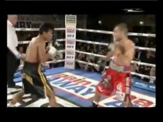 Vic Darchinyan vs Eric Barcelona Round 2 - 3