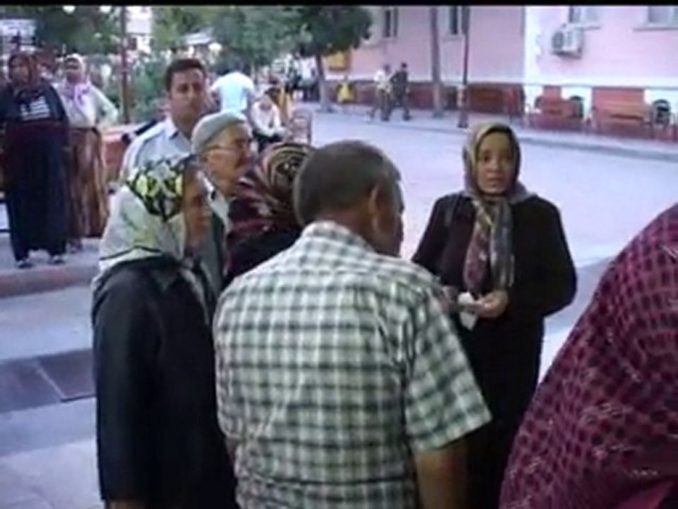 Köy Bakkalında Akraba Dehşeti: 1 Ölü, 4 Yaralı - izle
