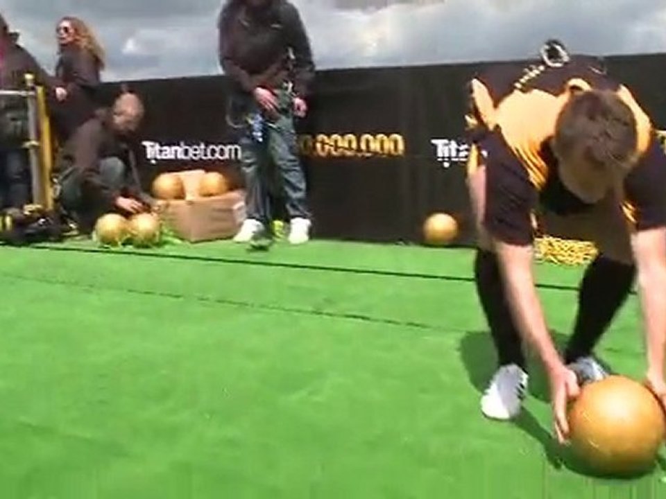 Titan Bet 'Shootout in the Sky' Graeme Le Saux Peter Shilton