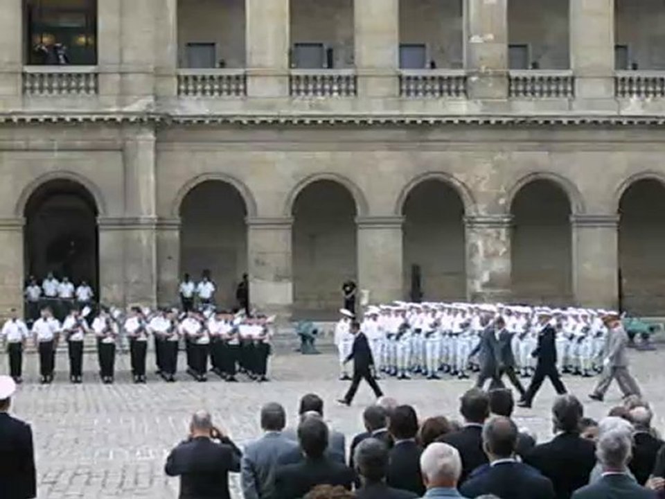 Arrivée du Président de la République aux Invalides