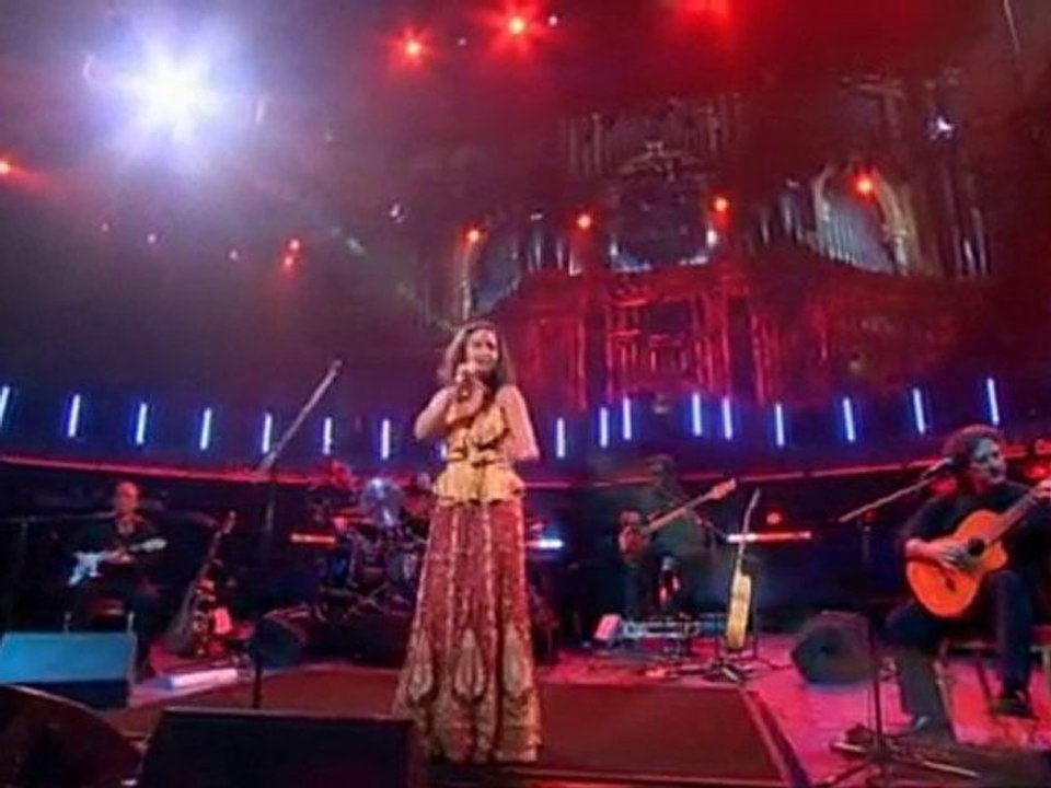 Mayra Andrade (Live)