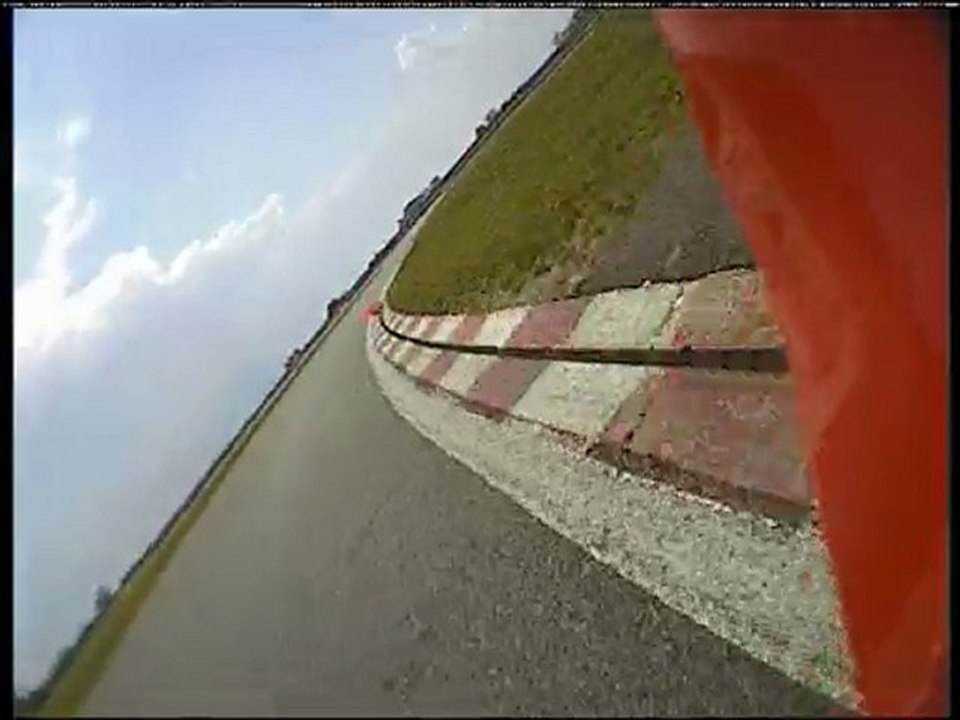 Tour moto du circuit de Magny-Cours Club en Ducati par BMC