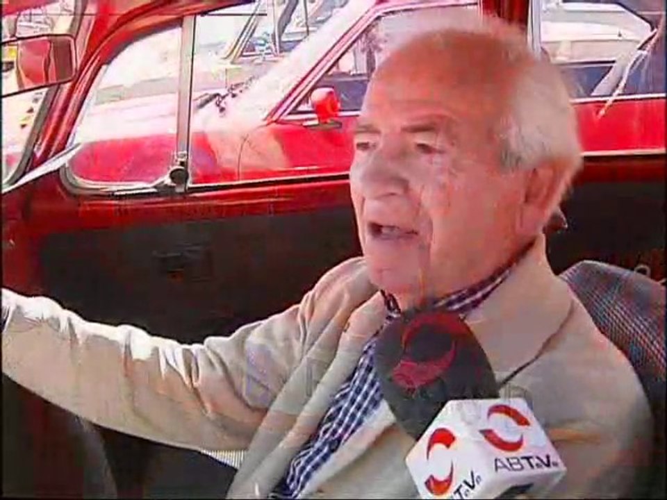 Concentración de coches clásicos y minis