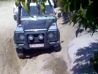 french national 2010 defender croisement pont,levé de roue