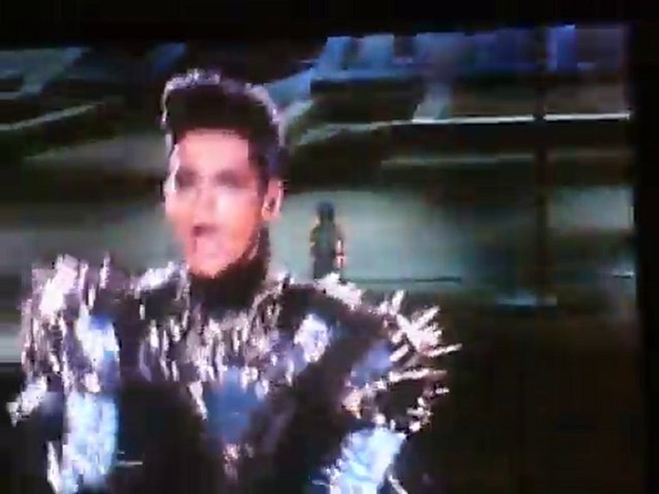 Tokio Hotel Rome 11/04/10 Hey you