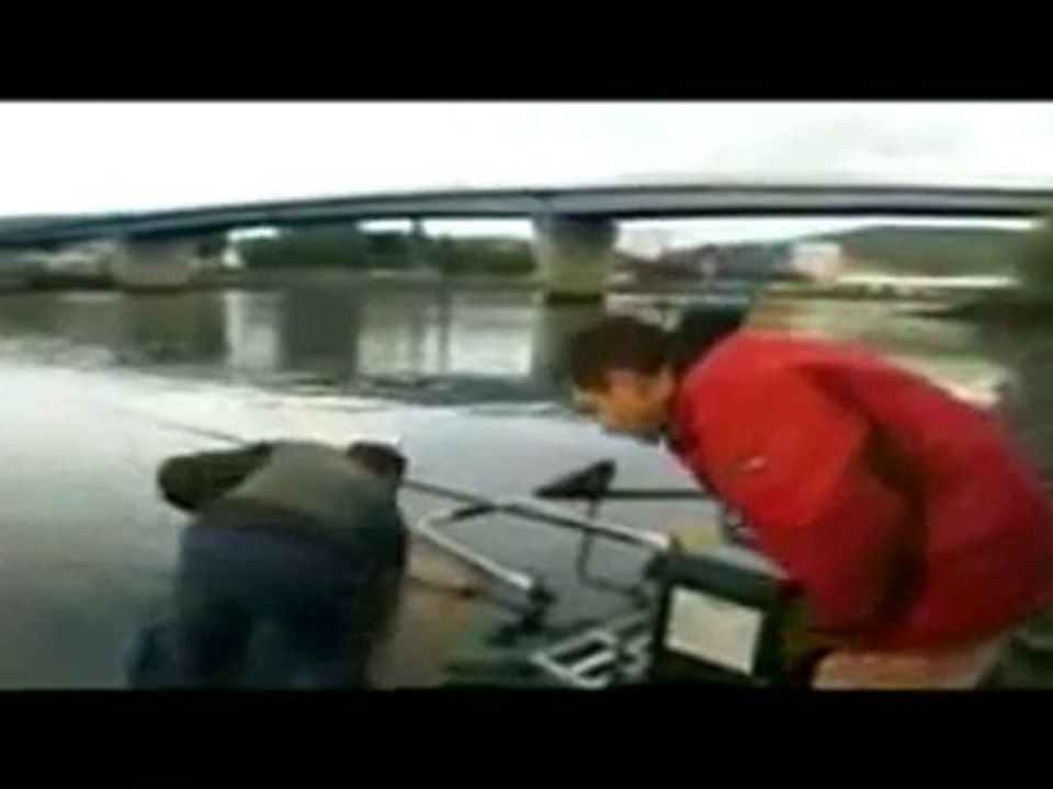 Du Poison Dans L_eau Du Robinet - Poison In Tap Water 9
