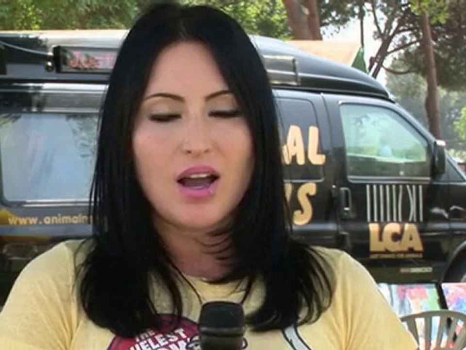 Melissa Does Not Eat Dead Animals For Moral Reasons