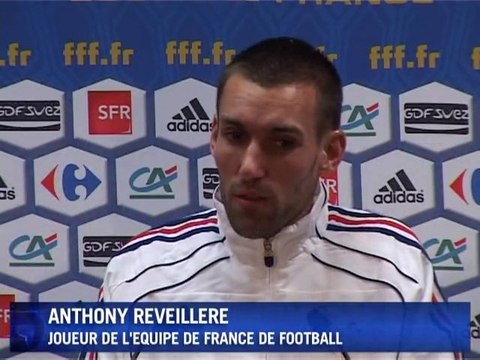 Mondial-2010: les Bleus travaillent l'esprit d'équipe