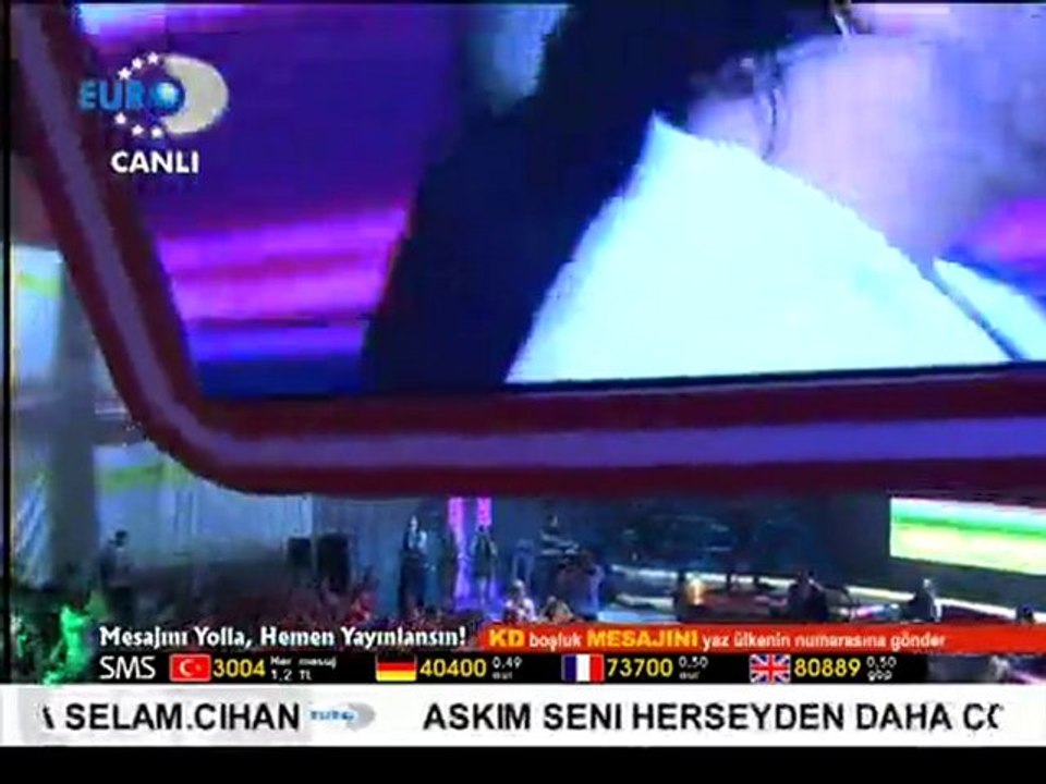 Murat Boz& Soner Sarıkabadayı- İki Medeni İnsan [Beyaz Show]