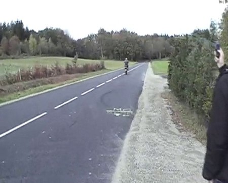 Stunt hornet vs cbr 600