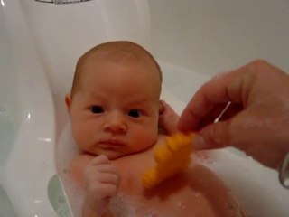 Eloise prend son bain