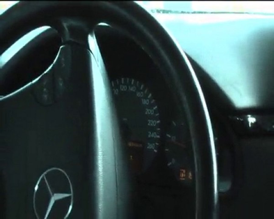 Mercedes W210T 270CDI Sortie de péage