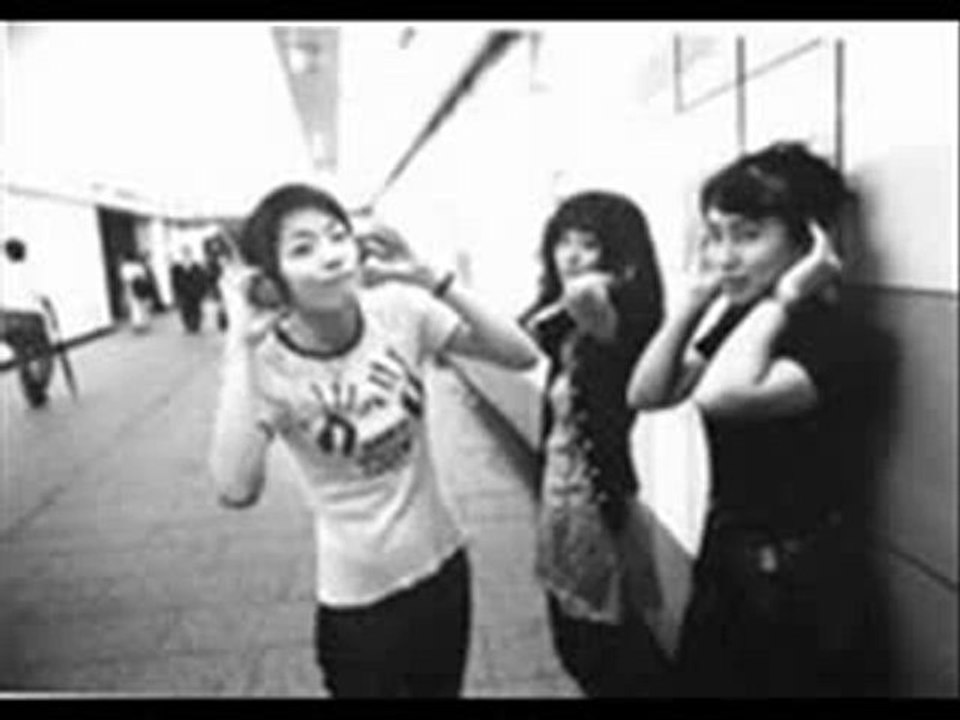 hoahio - Less Than Lovers More Than Friends