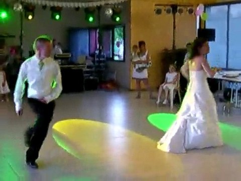 ouverture de bal originale mariage Katia Josselin 22mai2010