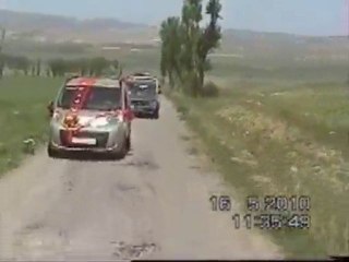 İlhami Çiftçinin Düğünü Gelini Köye İndirirken