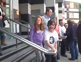 Rodaje: Harry Potter El Epilogo kids laughing Kings Cross