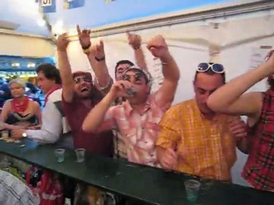 Nîmes - Féria de Pentecôte 2010 : top à la vachette
