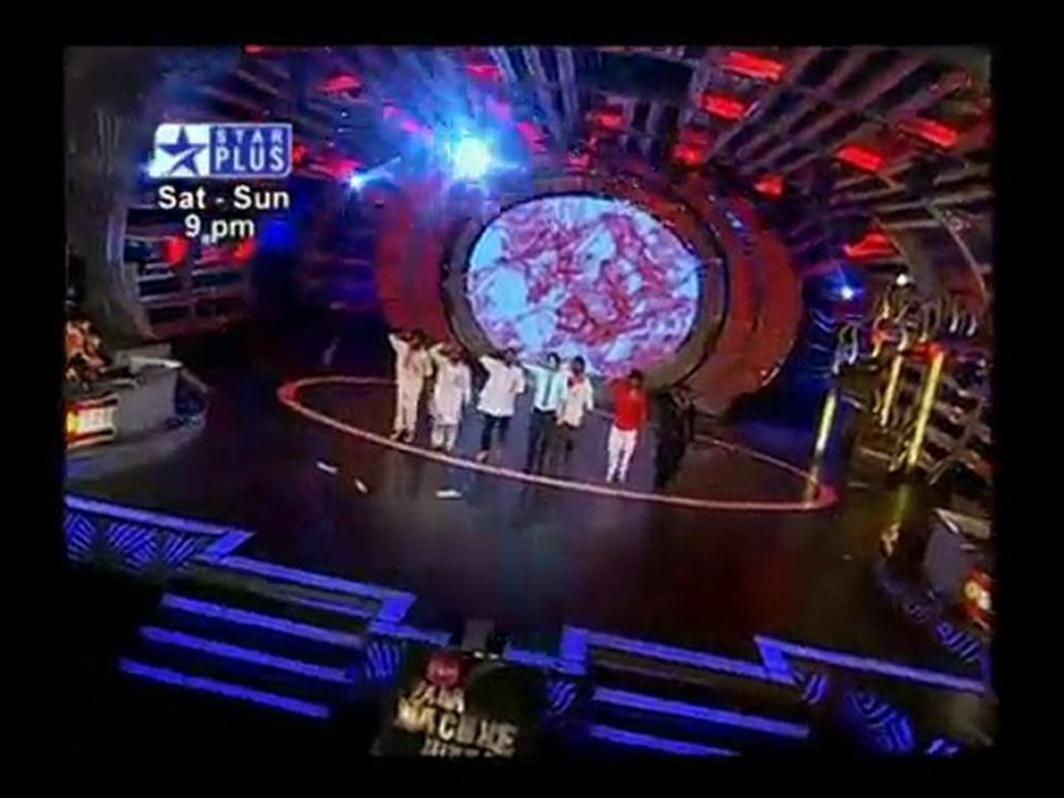 Sushant performs to the Lagaan soundtrack!