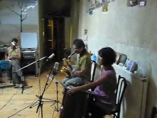 Vents de panique en studio T1