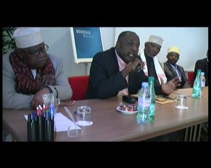 le Maire prend la parole  Comores 2010
