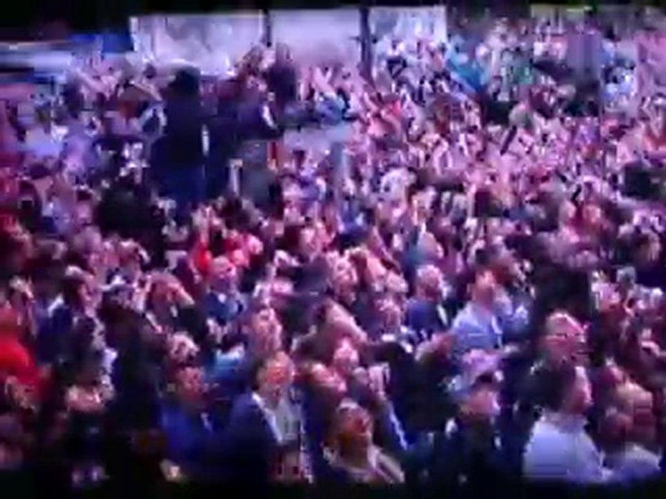 Saut record du monde a la tour eiffel ghaith chris saut n°2