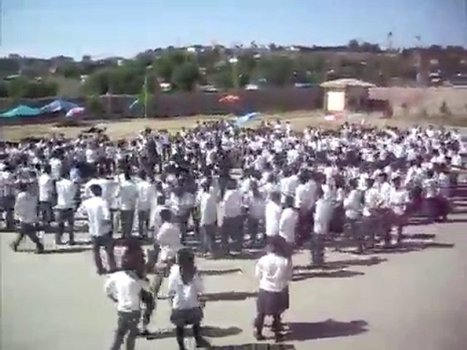 Toplu Konut Lisesi 1.Bahar Şenliği MJ-Beat It