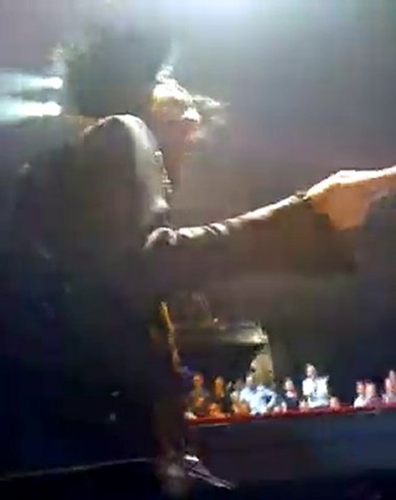 M Mathieu Chedid concert 28 mai 2010 tout devant 2