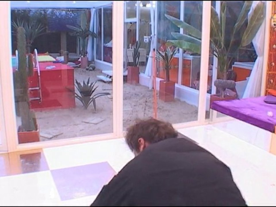Anaïs et Jéremy: "Je te tiens, tu me tiens par... ?"