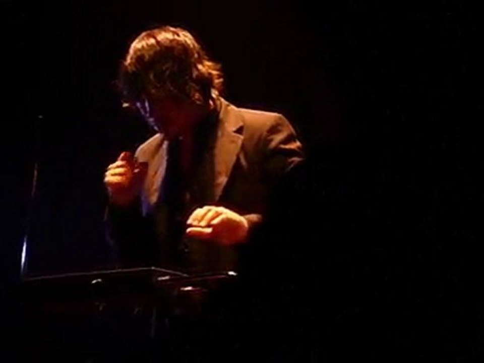 Benjamin Biolay - Marc Chouarain au theremine (live @ Le Bik