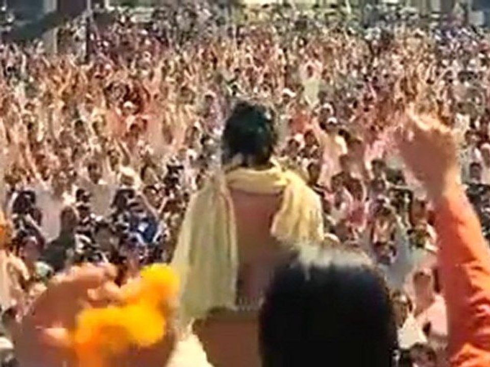 Raajneeti (2010) New Official Theatrical Trailer (HQ) .avi