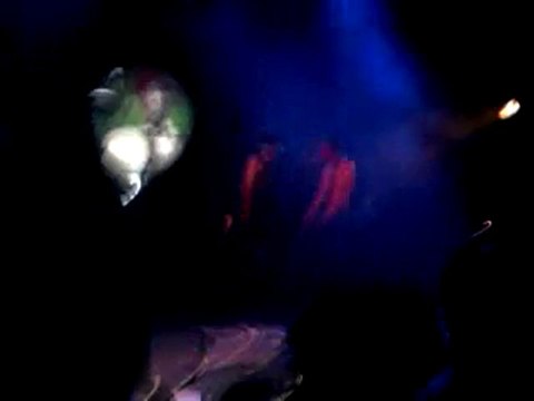 PRIMA SCENE - SHAKA PONK ! ♥