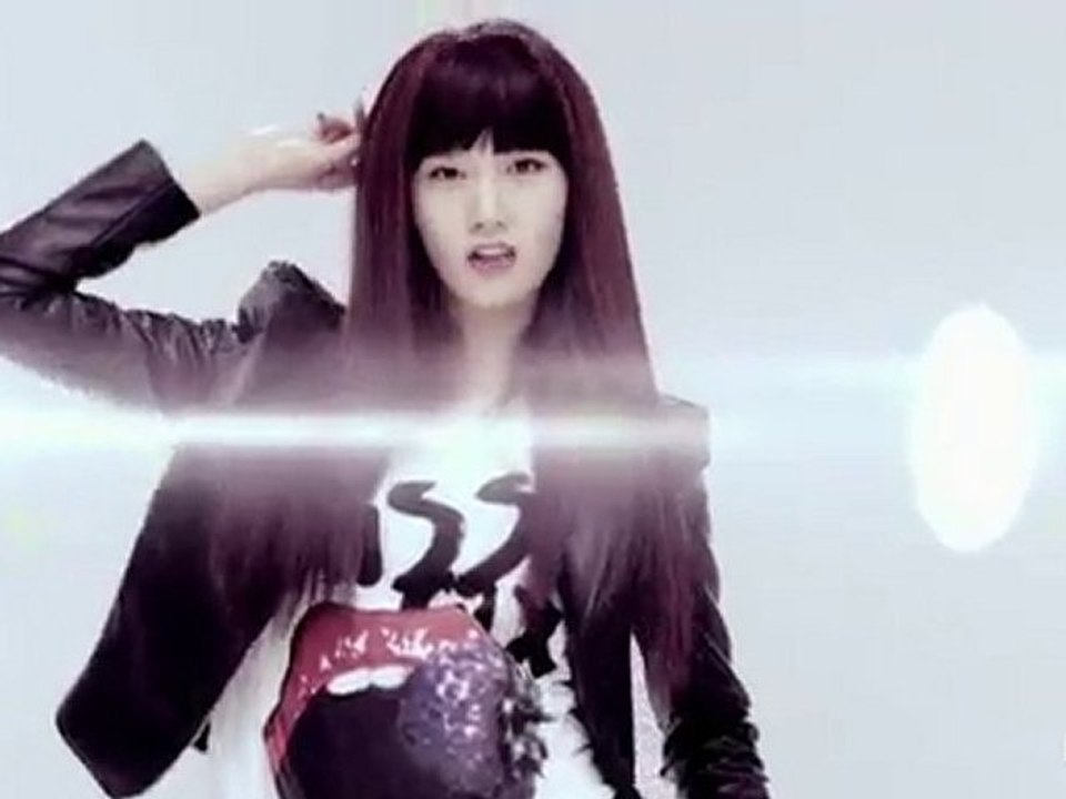 SNSD - Run Devil Run