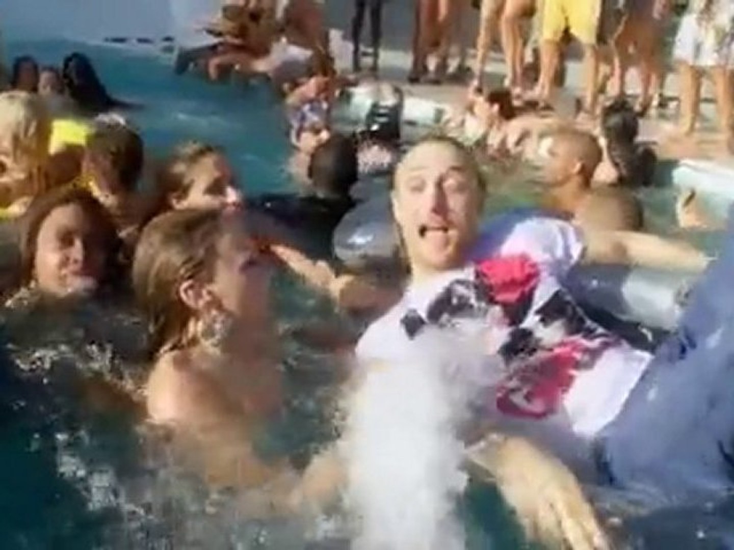 ⁣David Guetta   Akon - Sexy Chick