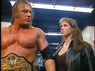 Stephanie McMahon and Triple H (c) backstage