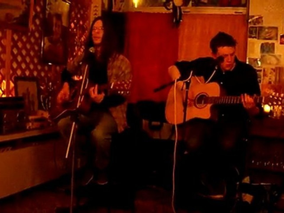Undobar_song on the radio (café de l'orne)