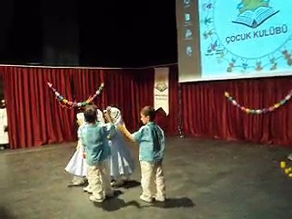 Zeynepder Çocuk Kulübü sene sonu programı 1.bölüm