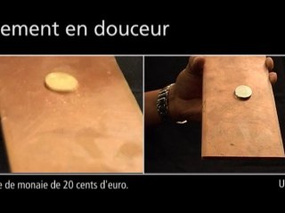 Glissement d’un aimant et d’une pièce de monnaie