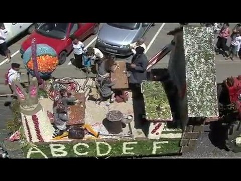 Ile d Yeu fête des fleurs 1ère partie