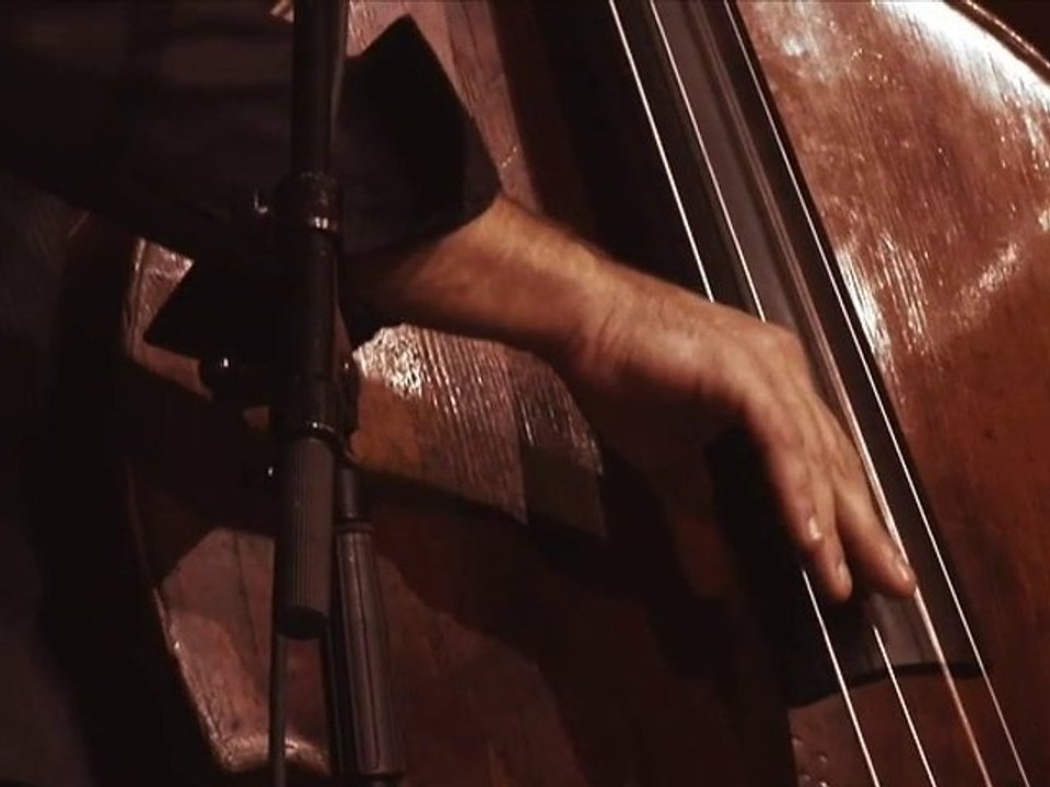 EPK - Avishaï Cohen