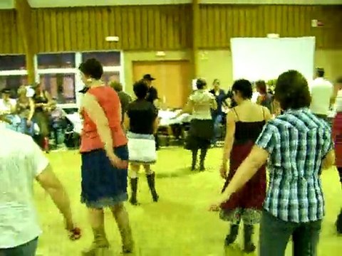 CLUB DANSE COUNTRY CHARTRES - Bal à Amilly le 28 mai 2010