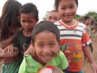 Enfants Laos