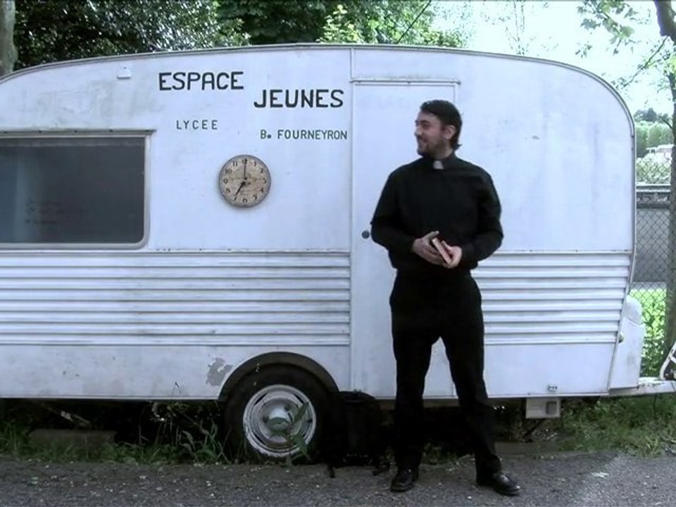 ESPACE JEUNES