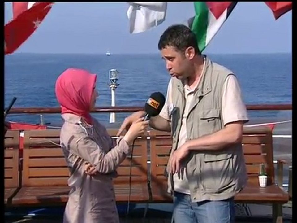 YARDIM GEMİSİNDE BİR ÜNYELİ