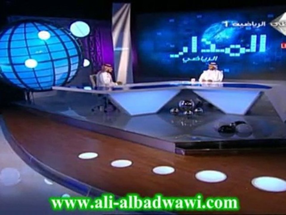 الكابتن علي حمد افضل حكم اماراتي 2010- المدار 3