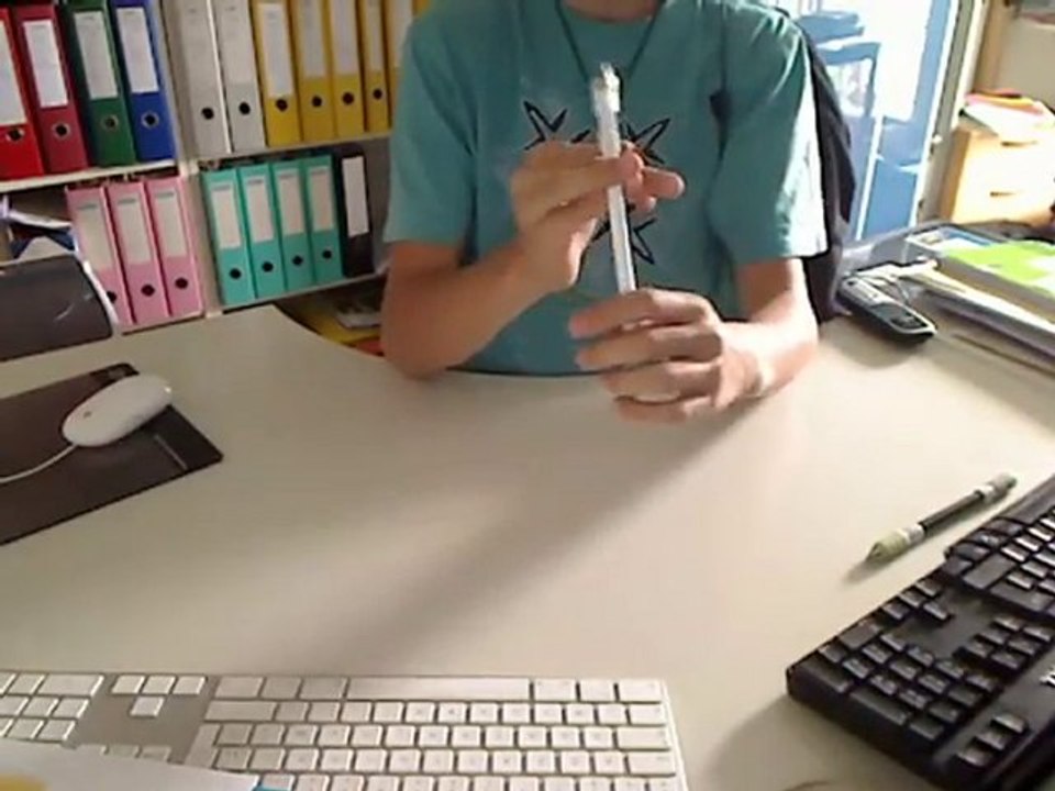 penspinning tutoriel du backaraound fall ou back fall